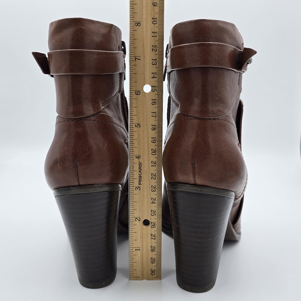 Like-New Vince Camuto Faythe Layered Heeled Ankle Booties, Brown, Women's 7.5M - Picture 8 of 16